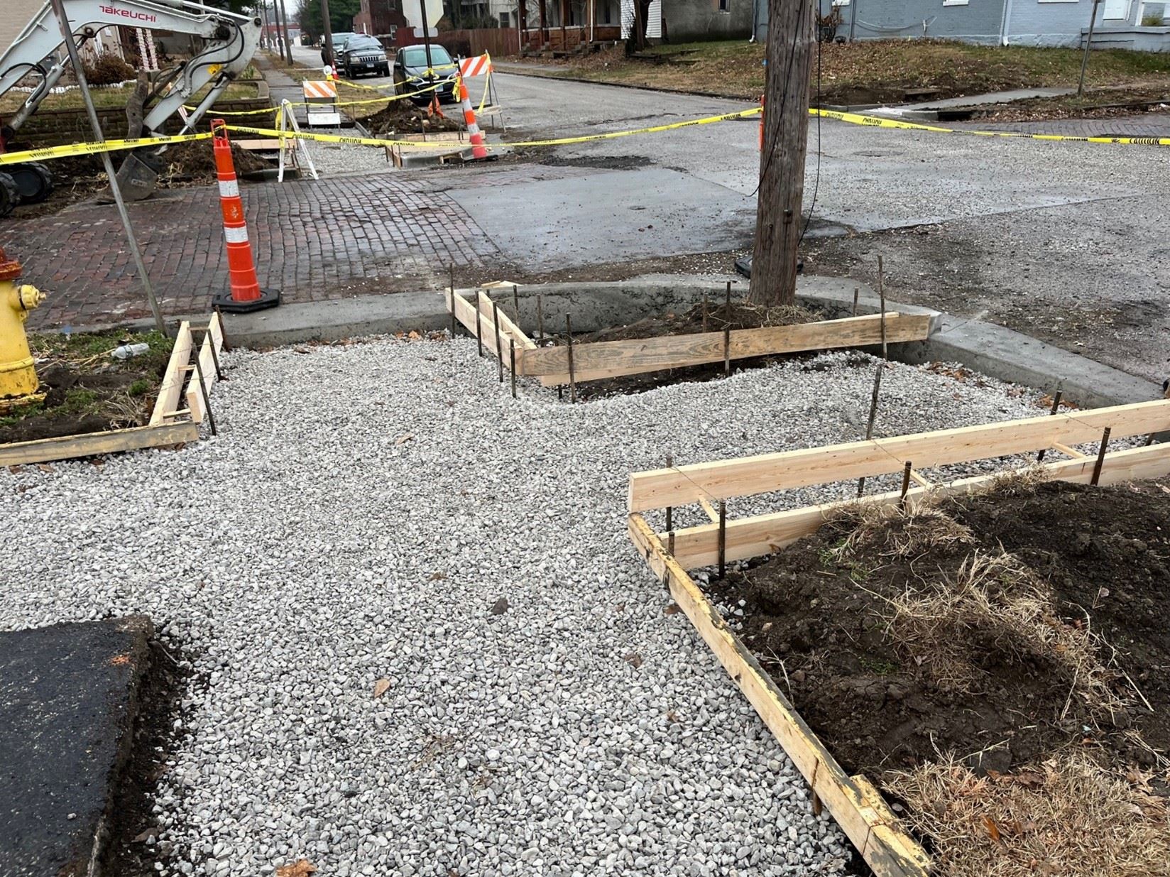 Sidewalk curb ramp replacement at Walnut Street and East 'D' Street