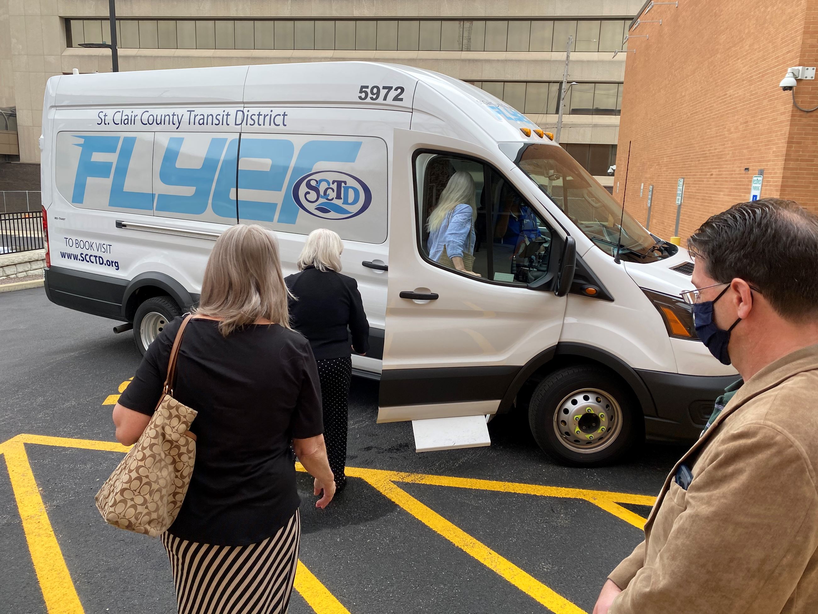 Mayor & City Staff Ride New SCCTD Flyer