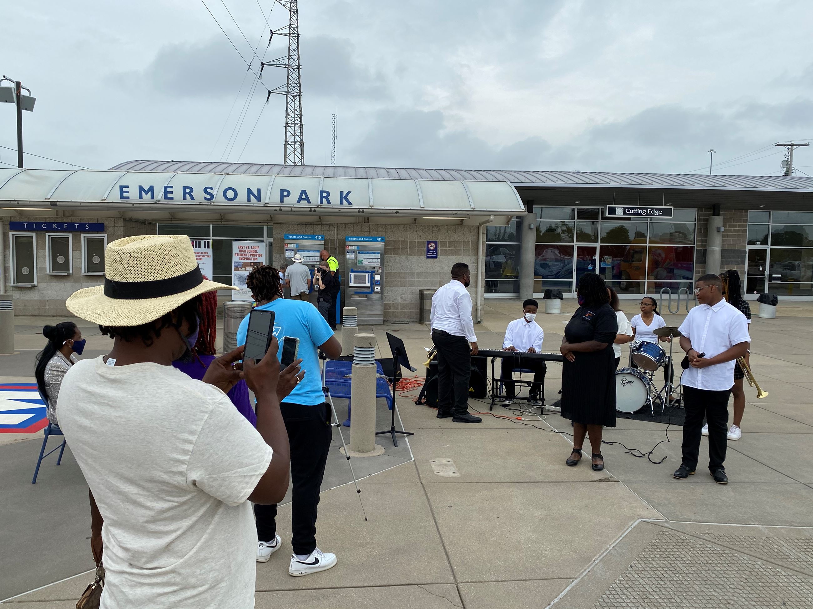 SCCTD Renewed Emerson Park MetroLink Station 